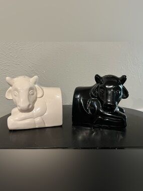 Ceramic Cow Salt and Pepper Shaker Set - Black and Cream